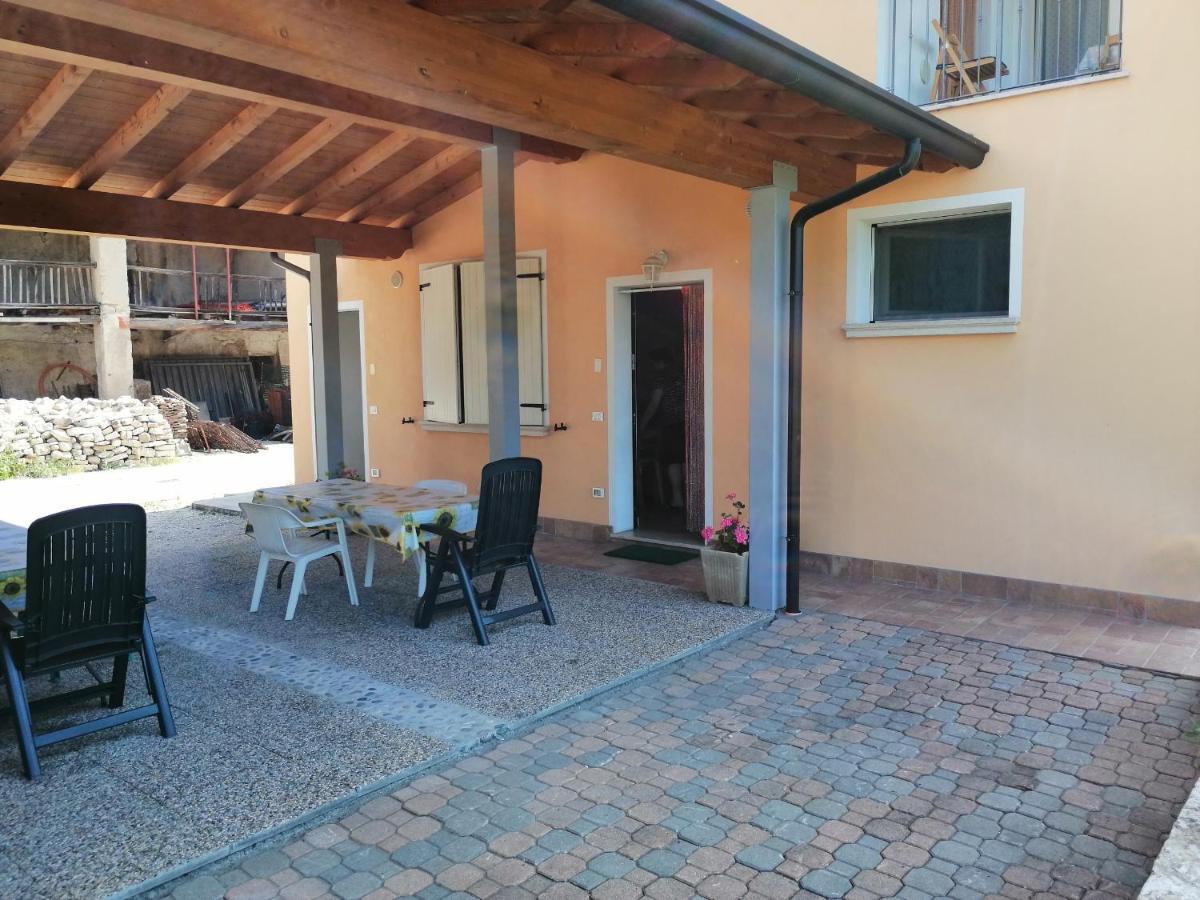 Cascina Legnago Trilocale A 6 Chilometri Da Salo' Leilighet Villanuova sul clisi Eksteriør bilde